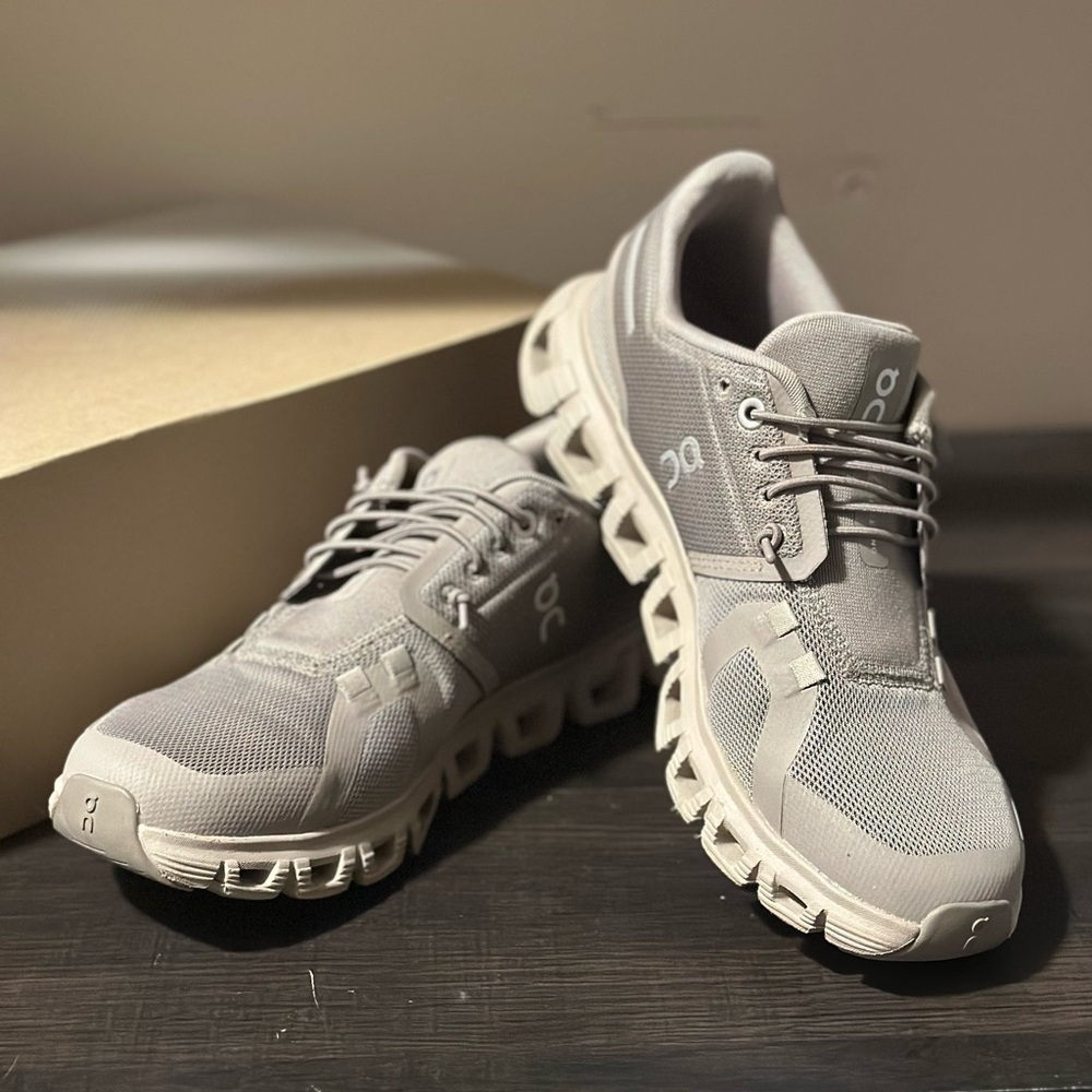On Running Women’s Cloud Neutral Light Gray Athletic Sneakers